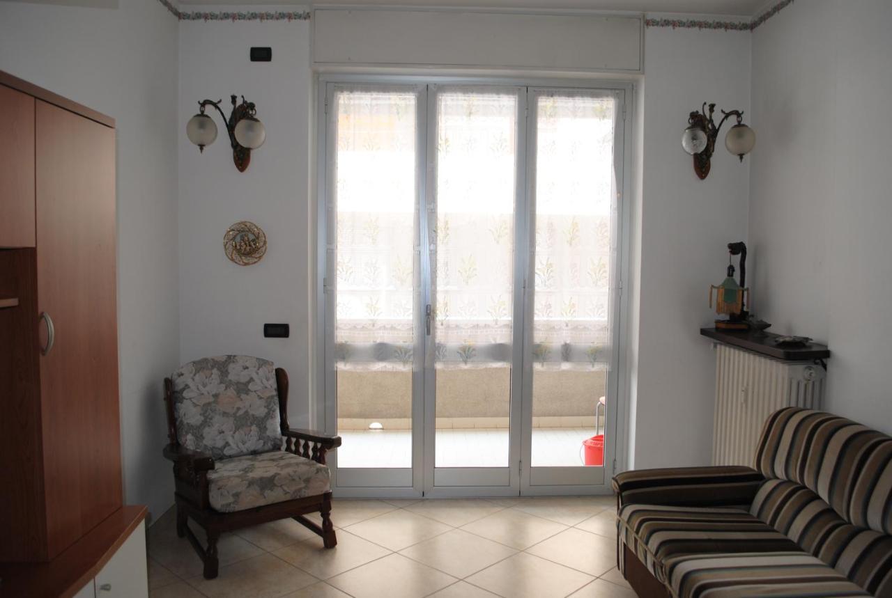 Appartamento A Marina dʼAndora Extérieur photo